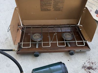 Primus Outdoorsman 4900/4700 2-Burner Propane Camp Stove Vintage Camping Cooker