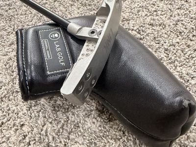 Lab putter