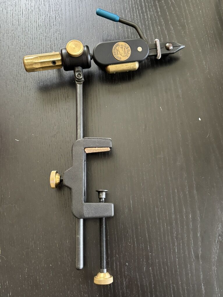 Regal Revolution Vise, Traditional Head, C-Clamp