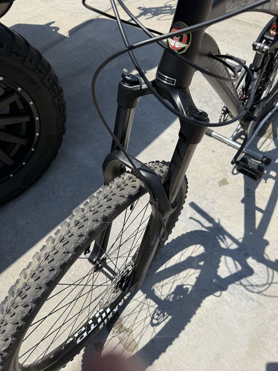 Motobecane Full Suspension Mountain Bike - 29" Wheels, Large, Aluminum Frame, Trail Type