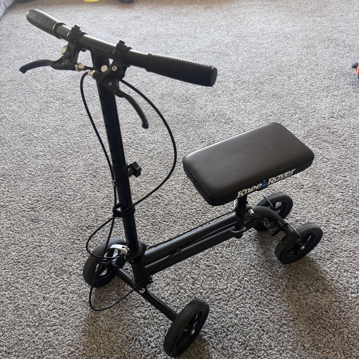 Knee Medical Scooter Great Condition leg Ankle Recovery Mobility Device Adjustable Collapsible