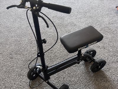 Knee Medical Scooter Great Condition leg Ankle Recovery Mobility Device Adjustable Collapsible