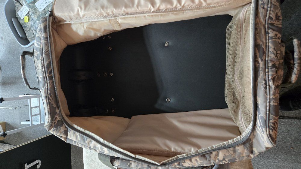 Main image 6