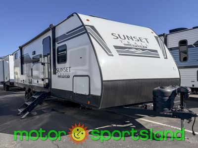 2026 Keystone Sunset Trail 28QBS U-Shaped Dinette