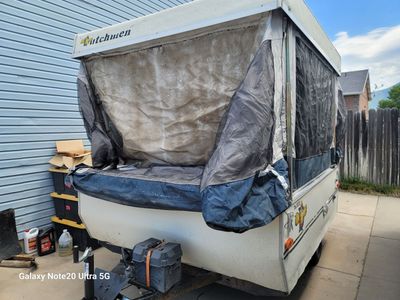 Pop-up Dutchman trailer