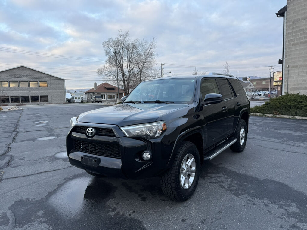2018 TOYOTA 4RUNNER SR5