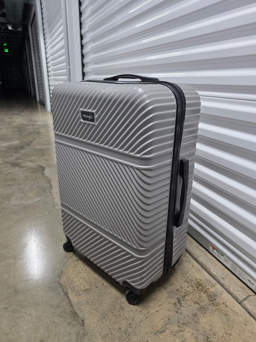 Wrangler Hardside Spinner Luggage, Gray, Medium Size