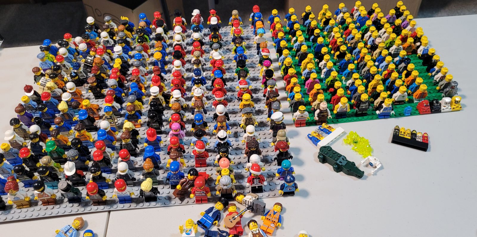 265 Lego Minifigures all for $800-or $5 each