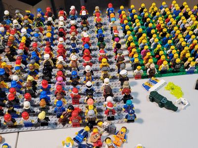 265 Lego Minifigures all for $800-or $5 each