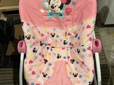 Disney Baby Minnie Mouse Infant-to-Toddler Rocker Bouncer Seat - Pink, Hearts & Dots Print