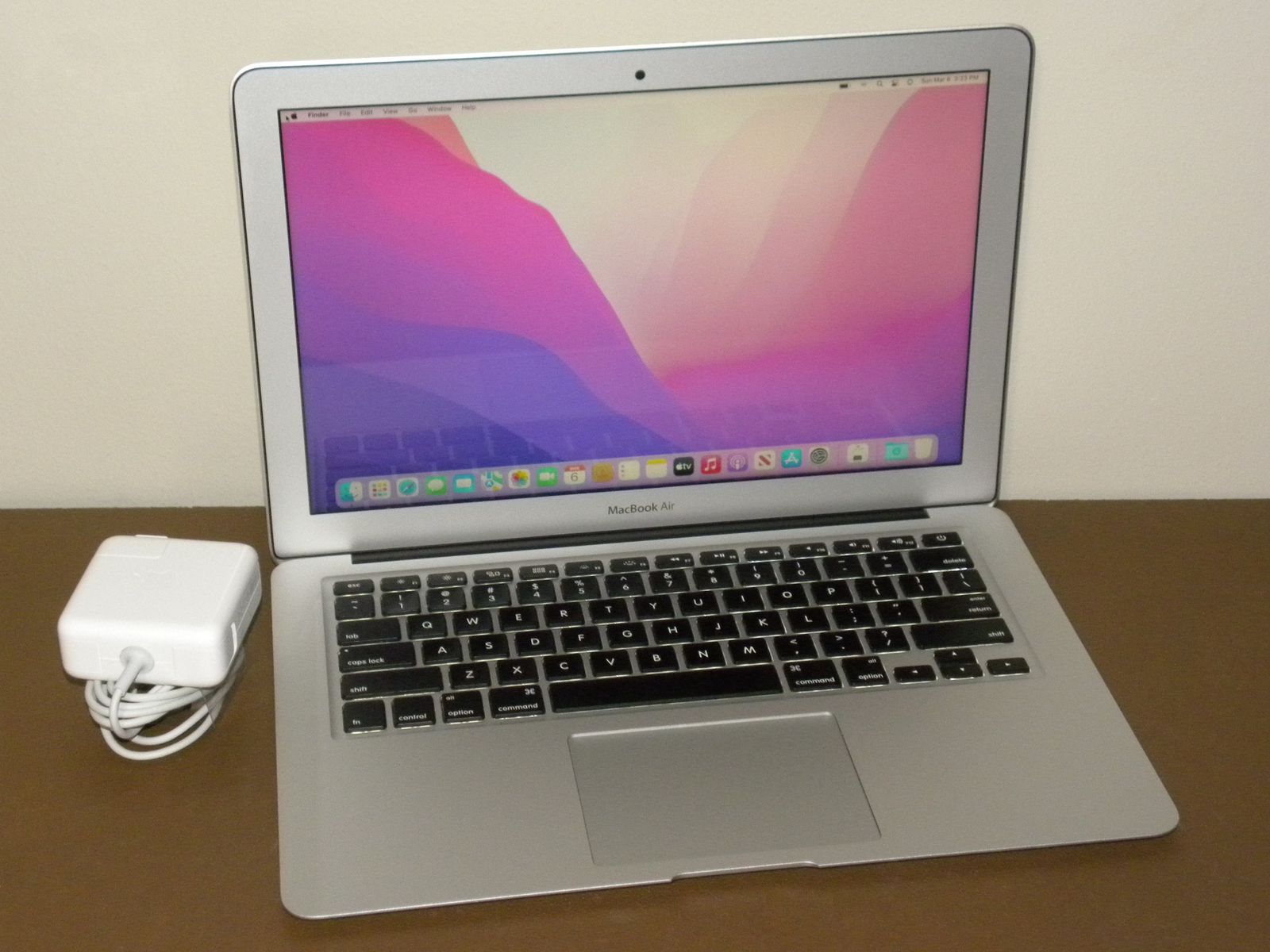 Apple Macbook Air 13” Early 2015 i5 256GB 8GB