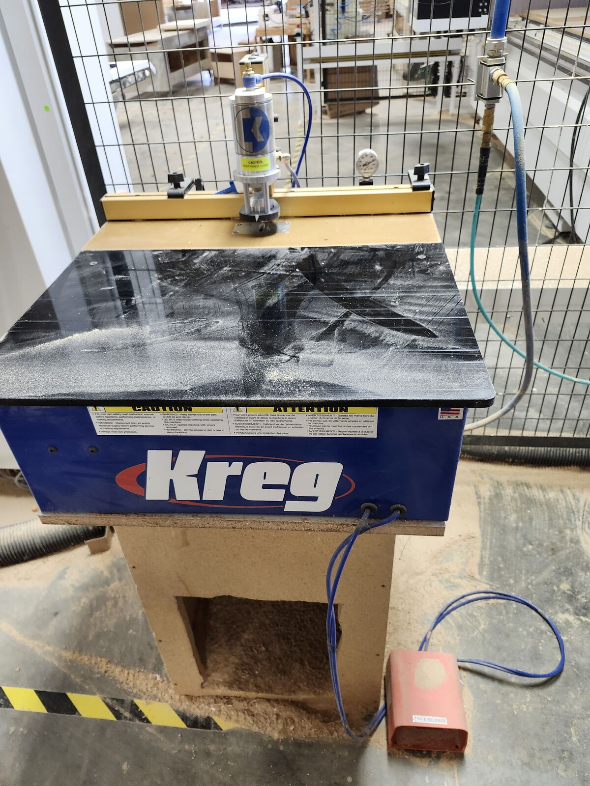 Kreg pocket hole machine