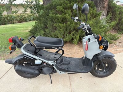 2023 Honda Ruckus 50cc Like New!