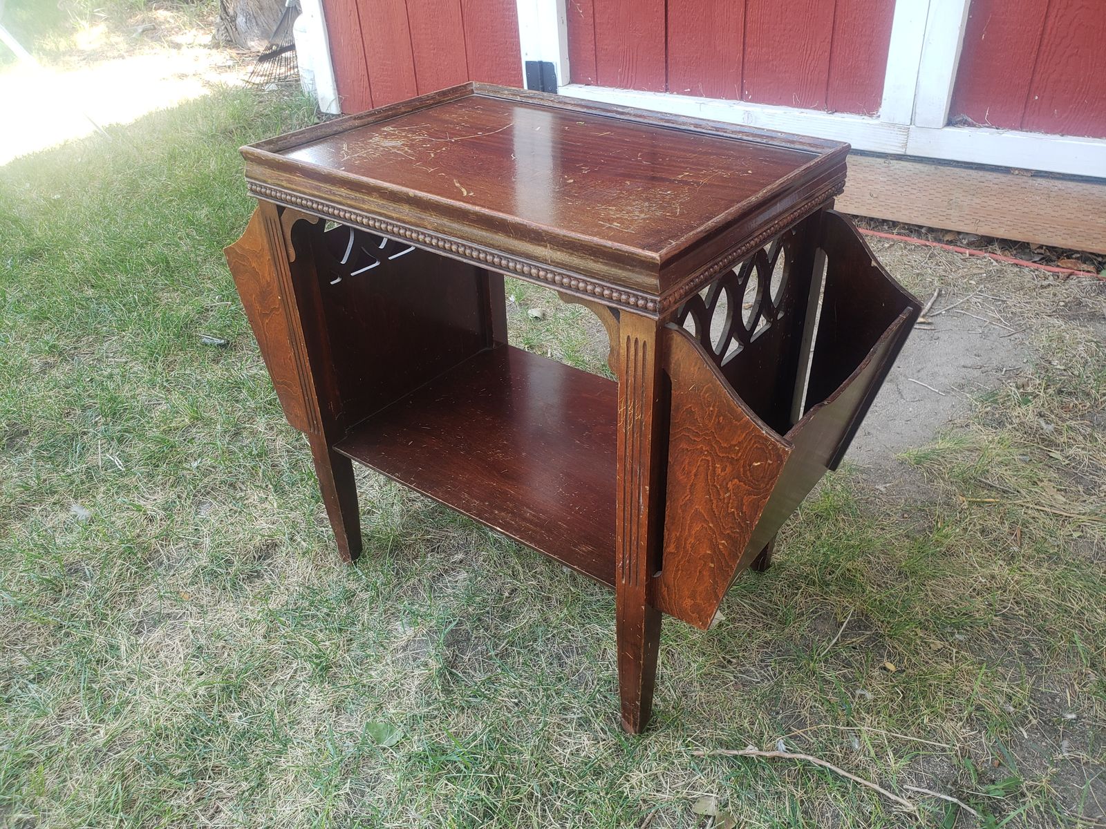 Vintage Magazine Table