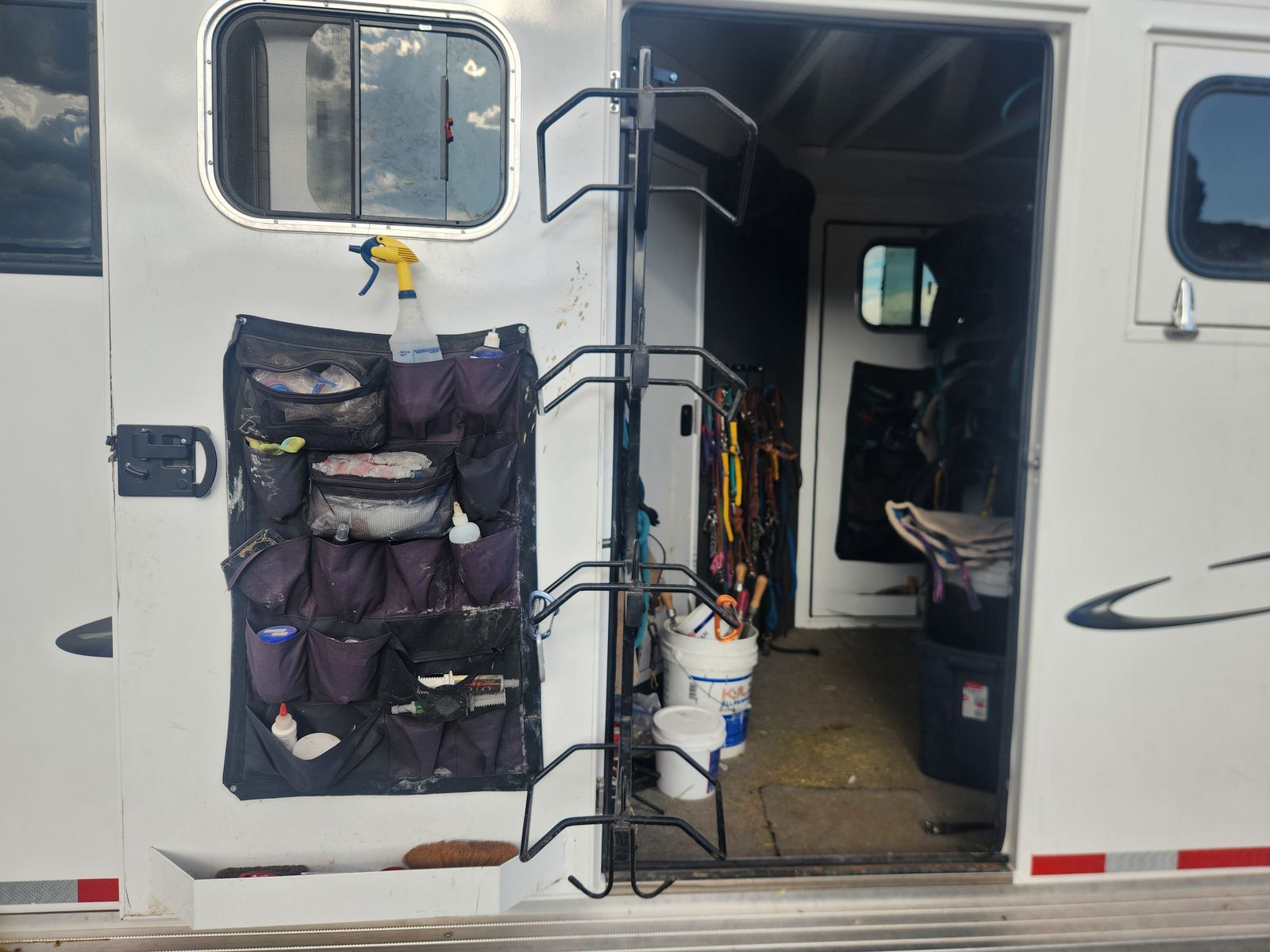 Main image 18