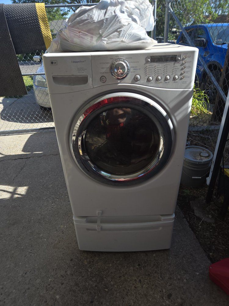 LG SteamDryer DLEX7177WM Ultra Capacity Stainless Steel Drum Front Load Electric Dryer