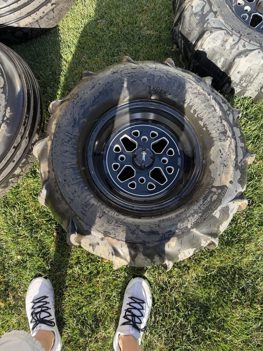 Sand Tire Set