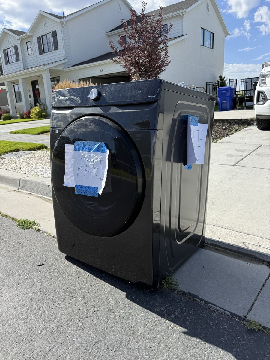 Samsung Front Load Dryer - Black, FREE, used with cosmetic wear