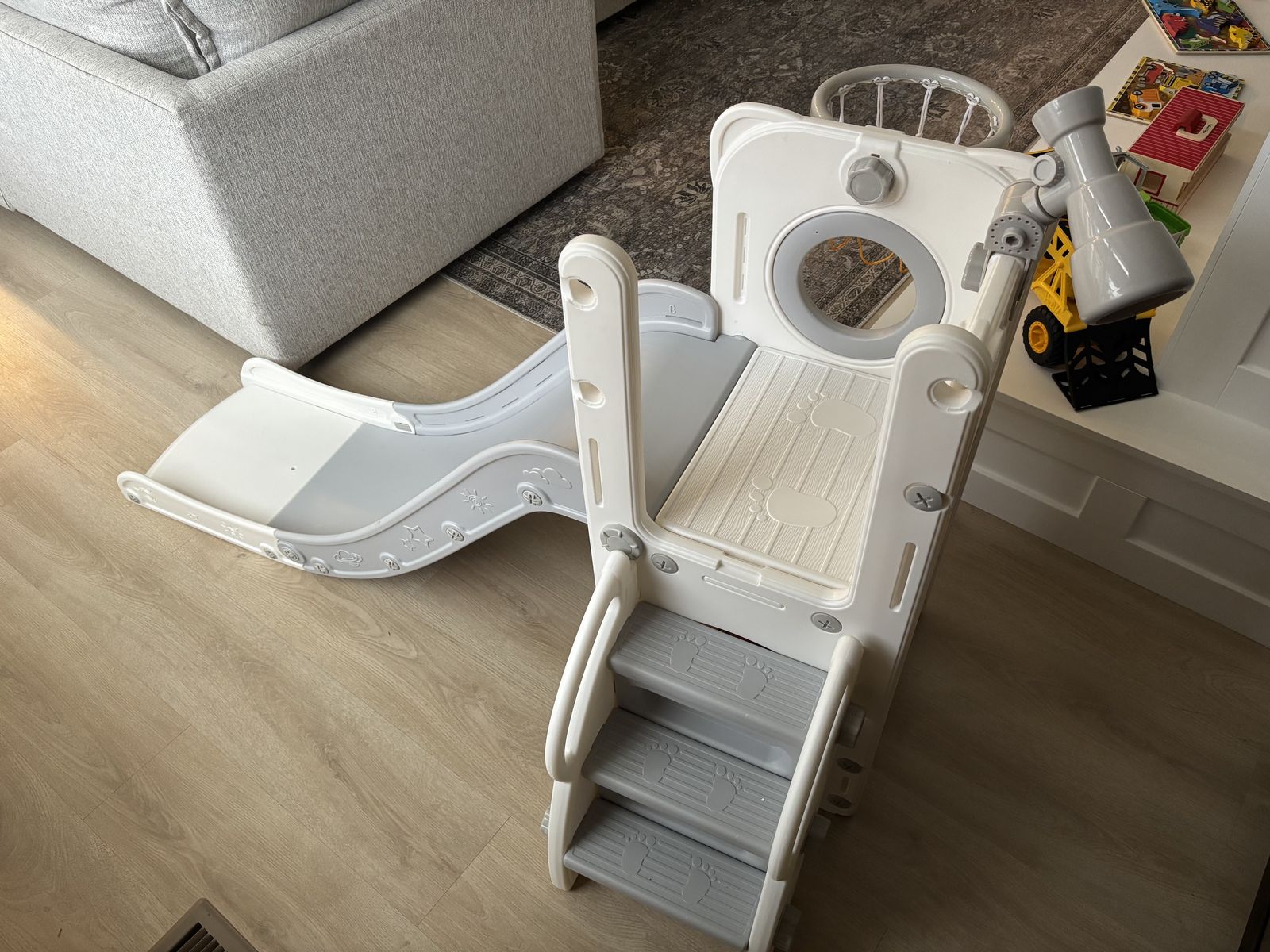 Toddler Slide + Basketball Hoop Playset (Like New)