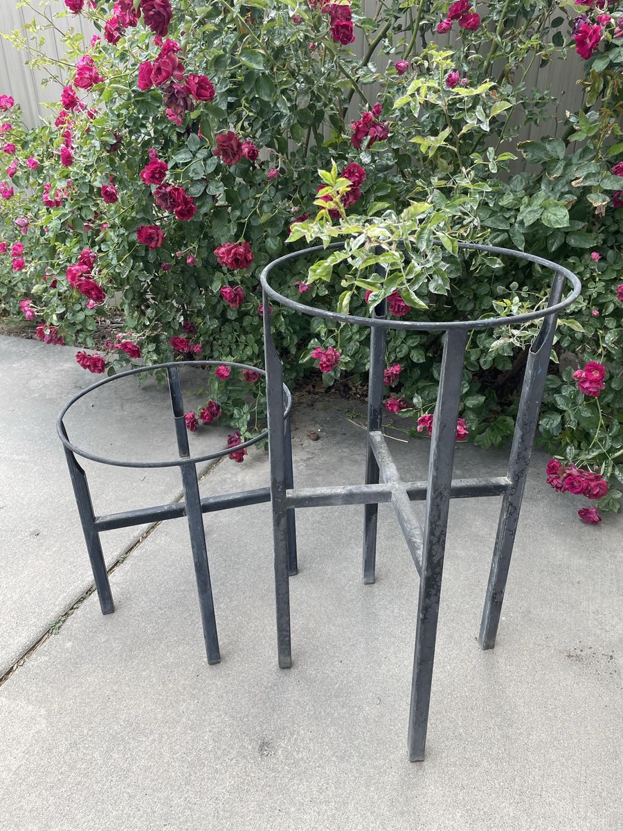 2 Metal Plant Stands Holders