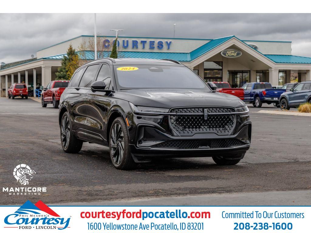 2024 Lincoln Nautilus Hybrid Reserve