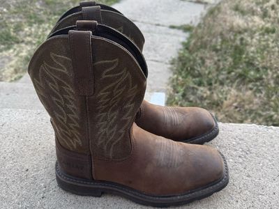 Ariat Men's Groundbreaker Wide Square Toe Steel Toe Work Boots. Size: 7D