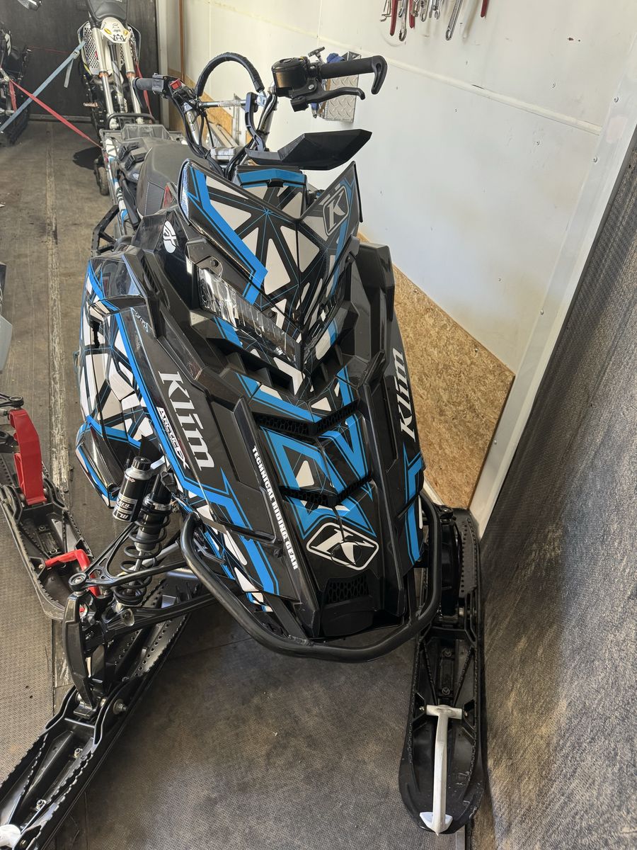 2019 Polaris snowmobile