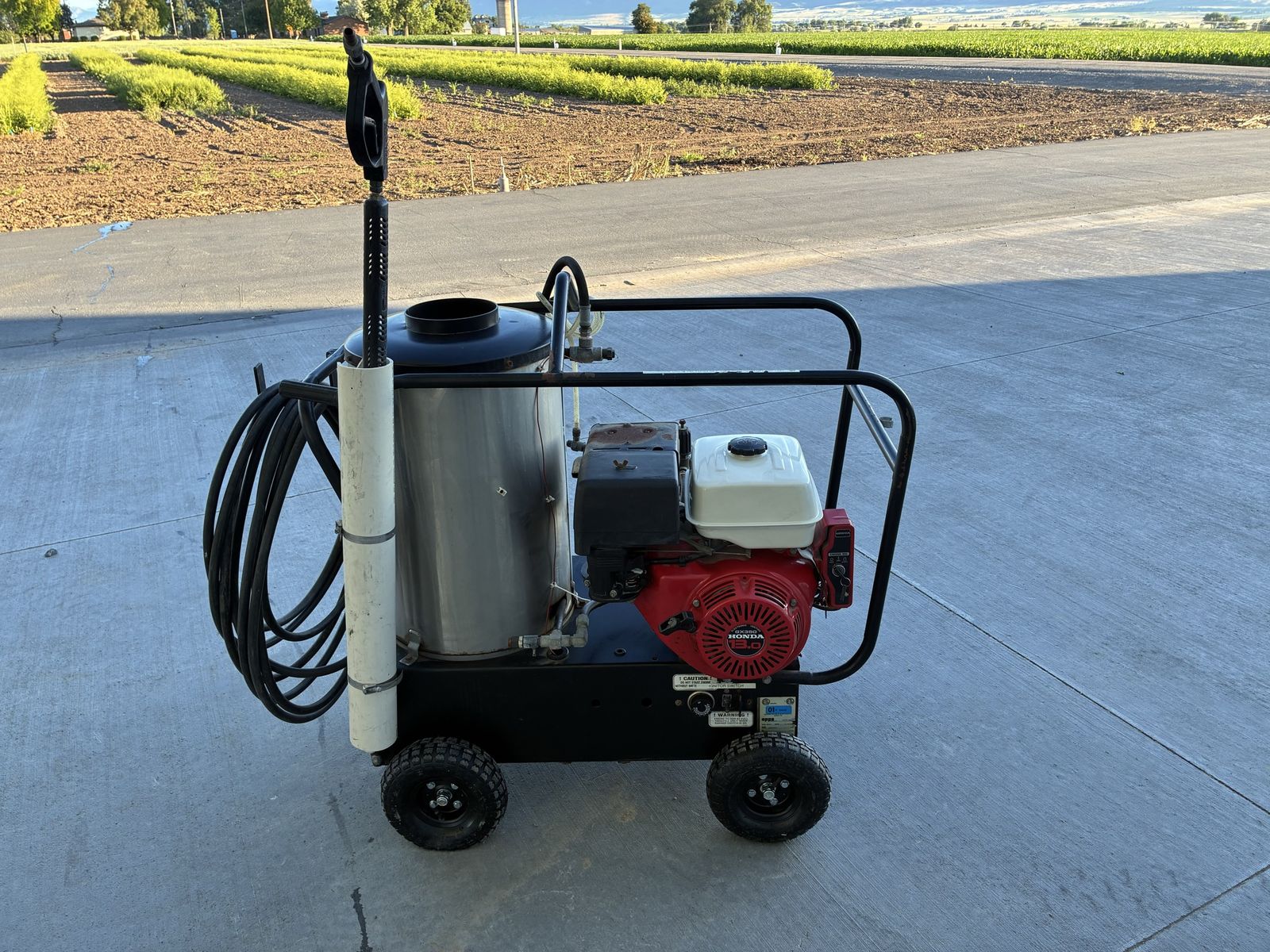 Epps/Honda-Powered Hot Water Pressure Washer