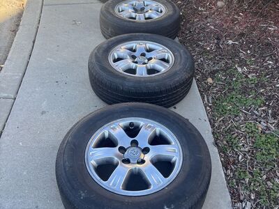 Toyota Highlander wheels 4