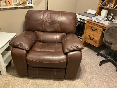 Leather recliner