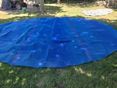 Round Blue Solar Pool Cover - Extends Swimming Season, Reduces Evaporation
