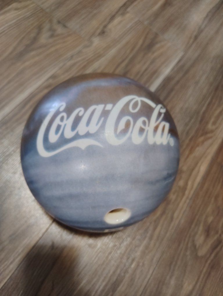 Vintage Columbia 300 Coca-Cola Polar Bear Viz-A-Ball Bowling Ball, Made in USA