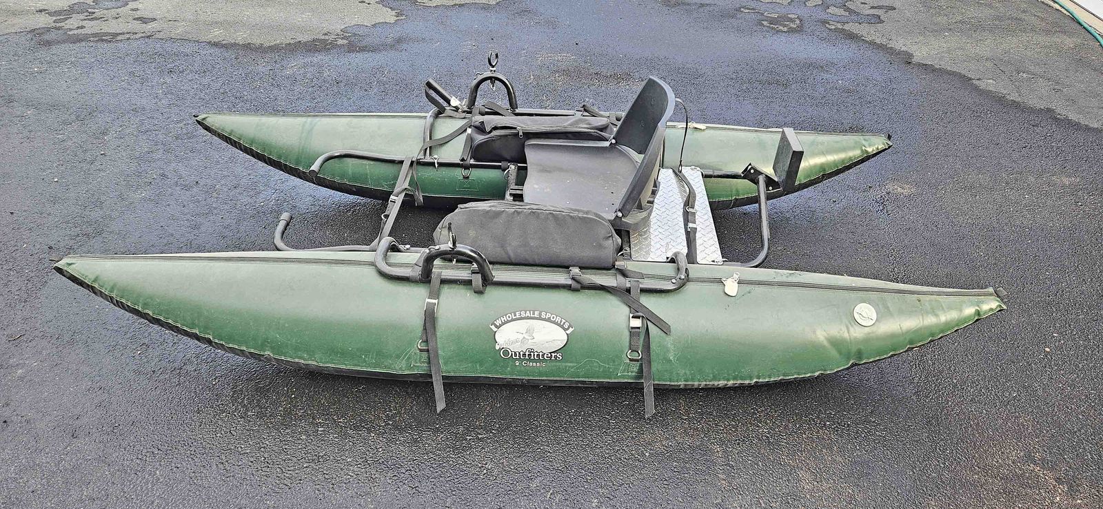 Outdoor Outfitters 9' Classic Pontoon Boat
