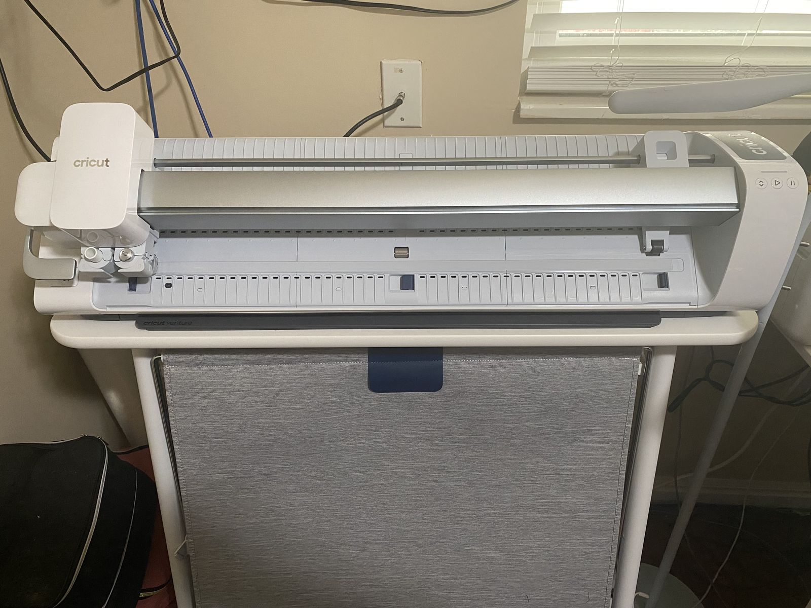 Cricut Venture Large-Format Smart Cutting Machine with Docking Stand