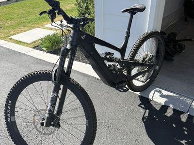 YT Decoy MX Core 3 E-bike Large Frame