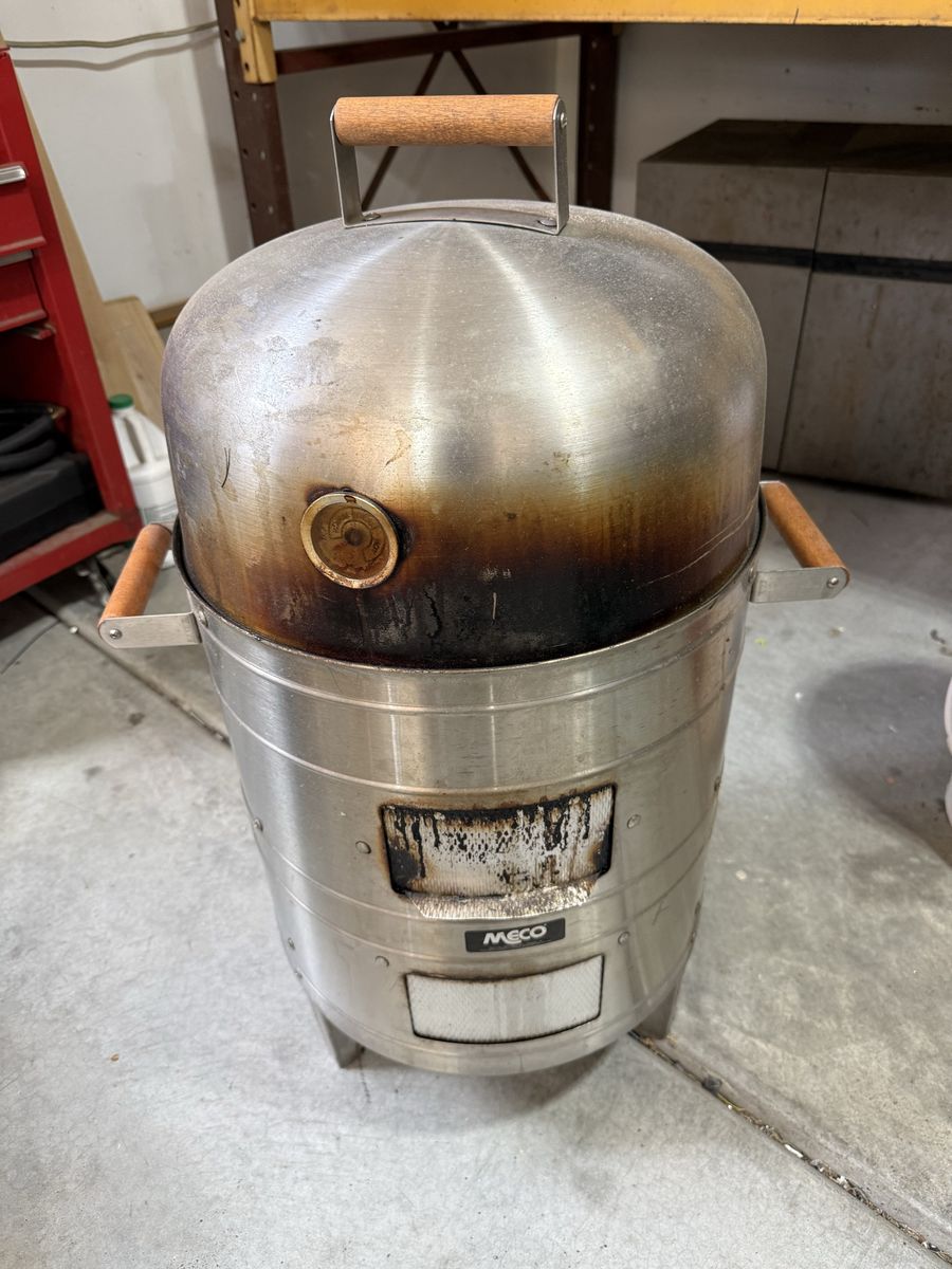MECO H2O Electric Smoker