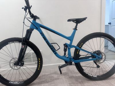 Blue Transition Sentential Carbon Mountain Bike XL