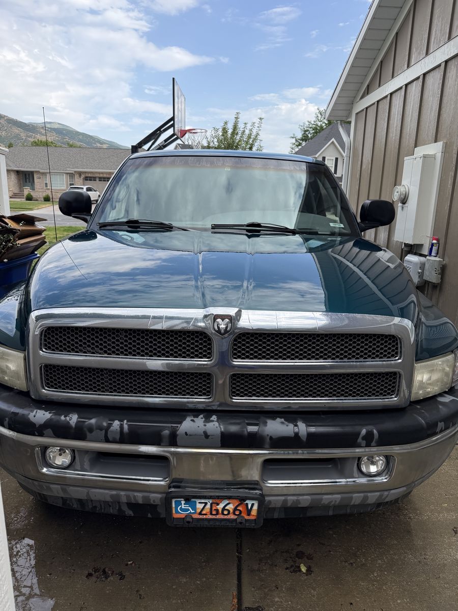 1999 Dodge Ram 1500 (as is). Needs new Serpentine Belt and battery. Has new tires.