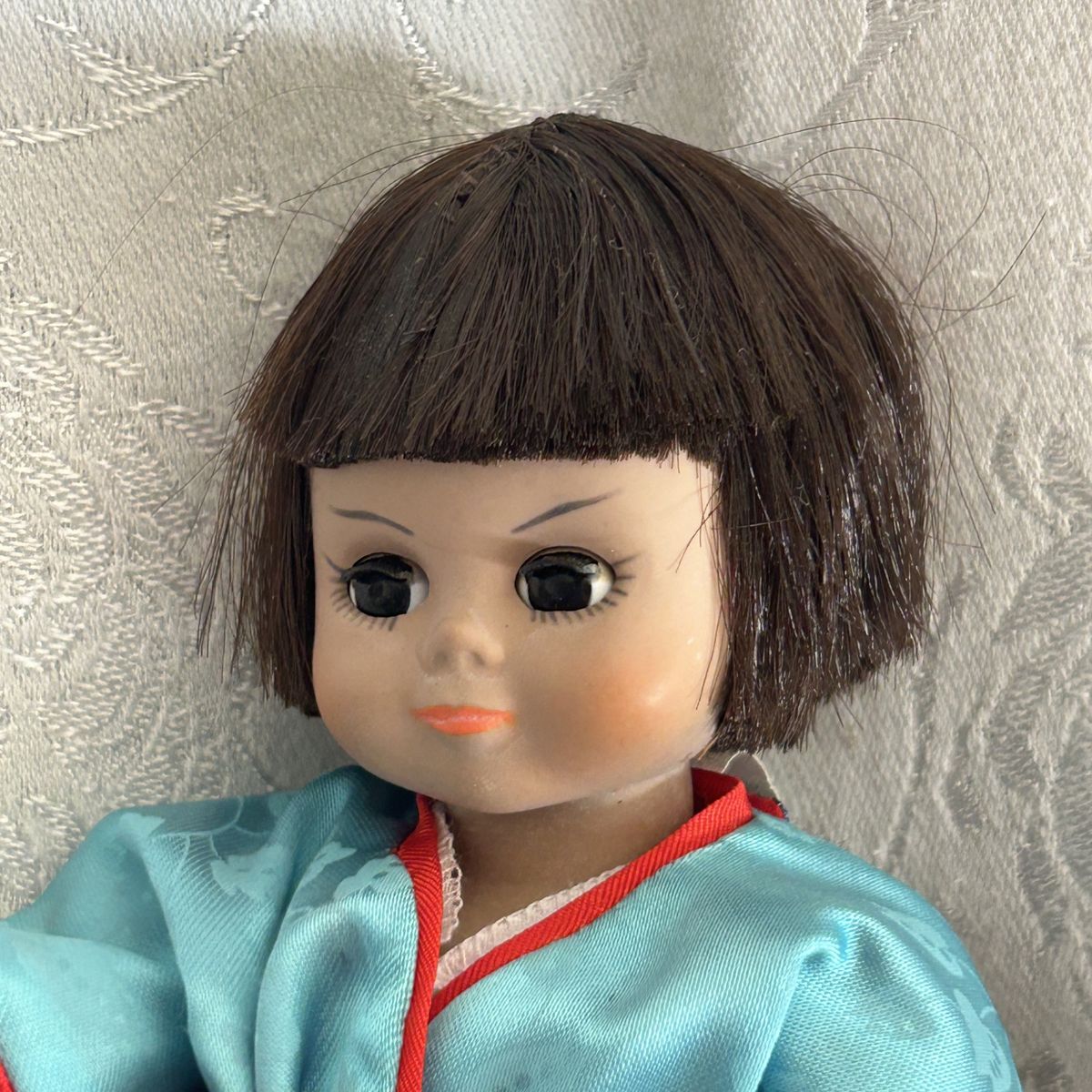 Vintage Japan Madame Alexander Doll in Traditional Japanese Kimono & Umbrella 8" Showcase Original Box Circa 1980’s