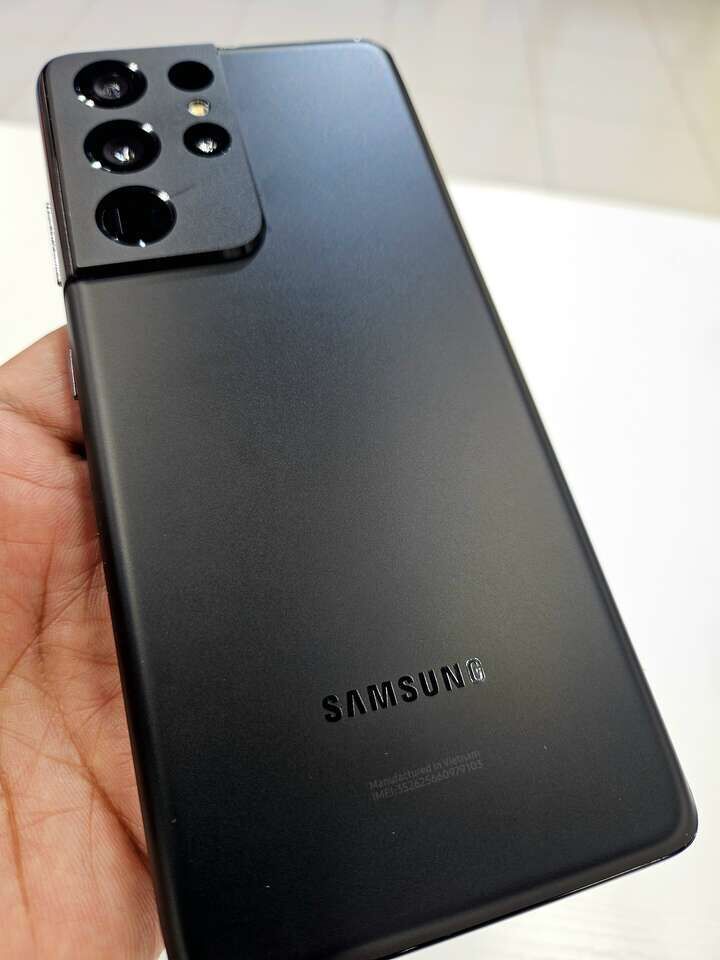 Samsung galaxy S21 Ultra 5G 128 GB Unlocked