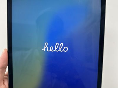 iPad Pro 11” 3rd Gen (128GB, Cellular) + Apple Keyboard Folio