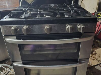 LG double oven gas range