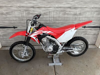 Honda CRF125f