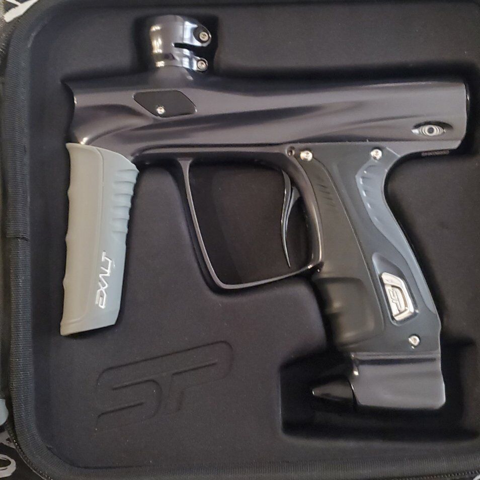 Smart Parts RSX paintball marker and Freak Barrel