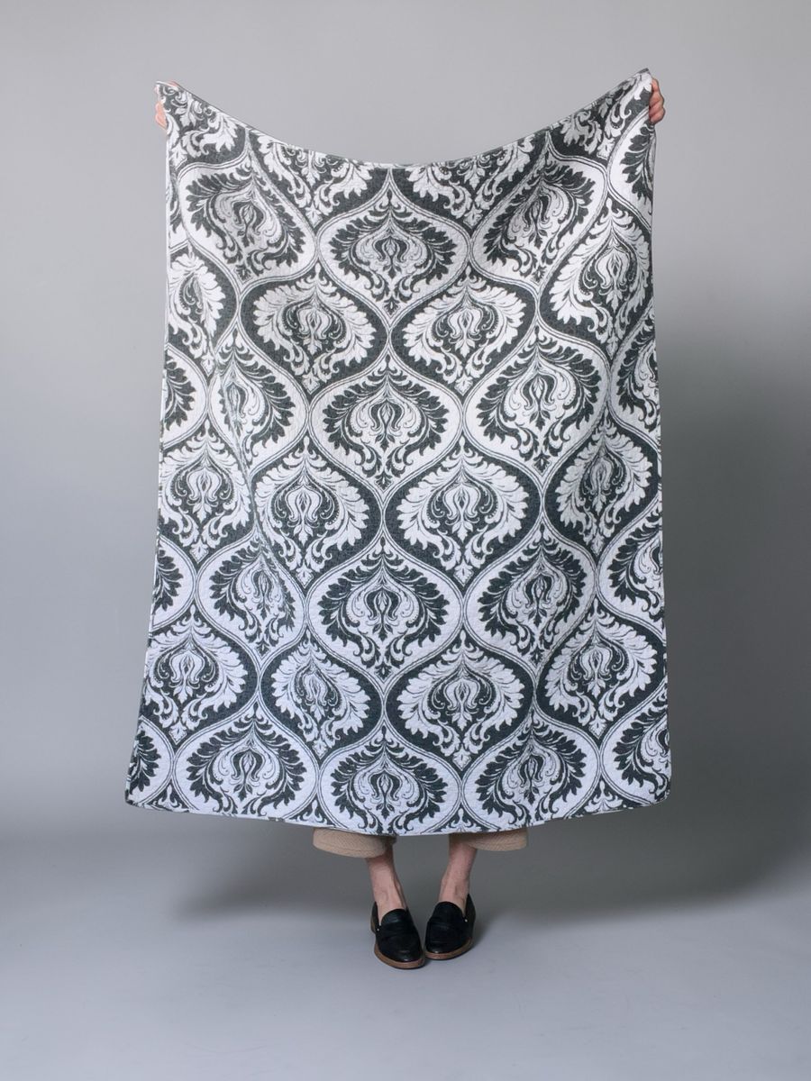 Quilted Blanket Reversible Damask Throw 45.5"x55"