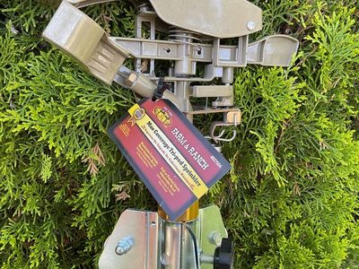 New Farm and Ranch Maximum Tri-Pod Sprinkler