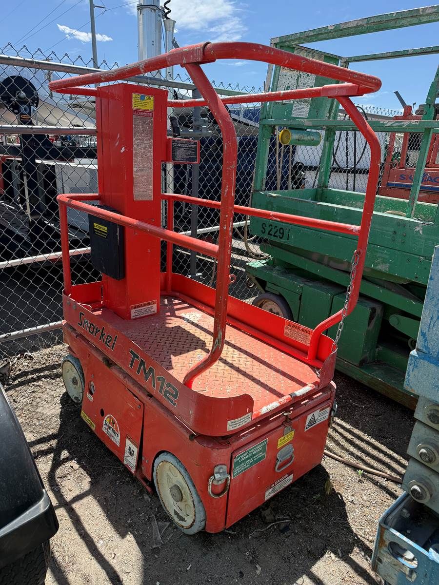 Used Personnel Man Lift Snorkel TM12 Aerial Manlift 12' Platform Electric
