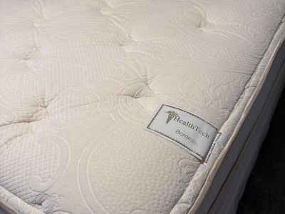 HealthTech Bordeaux Mattress - Queen Size, Plush Top, Hypoallergenic