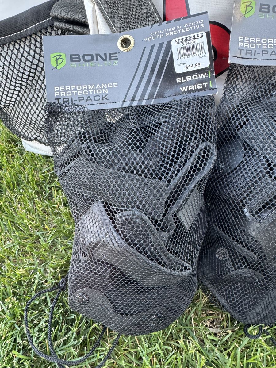 Youth knee, wrist, elbow pads