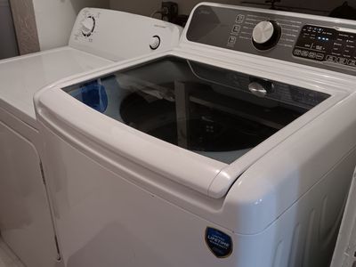 Mix Match Washer/Dryer Set, electric